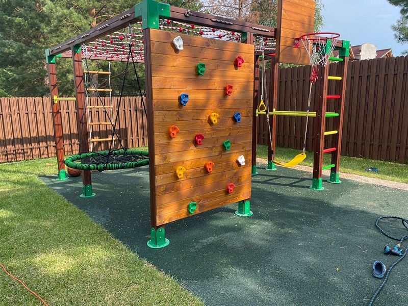 Детская площадка Family Sports Island ( Спортивный Семейный Остров)