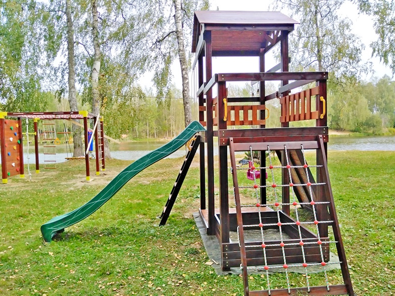 Детская площадка MIDDLE 1 с встроенной песочницей