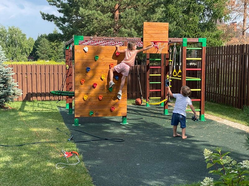 Детская площадка Family Sports Island ( Спортивный Семейный Остров)