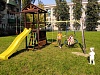 Площадка с металлической балкой.